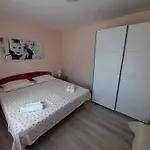 Ivo Apartamento *