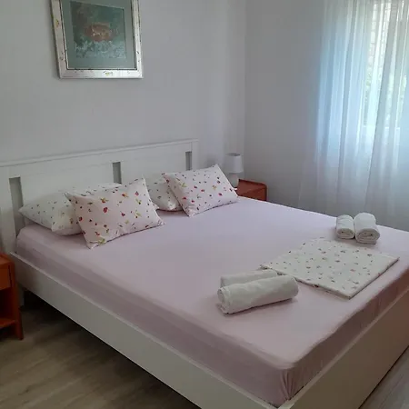 Apartament Ivo Postira